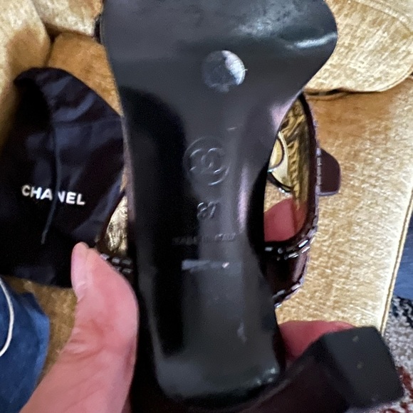 AUTHENTIC CHANEL SATIN SANDALS - Picture 7 of 7